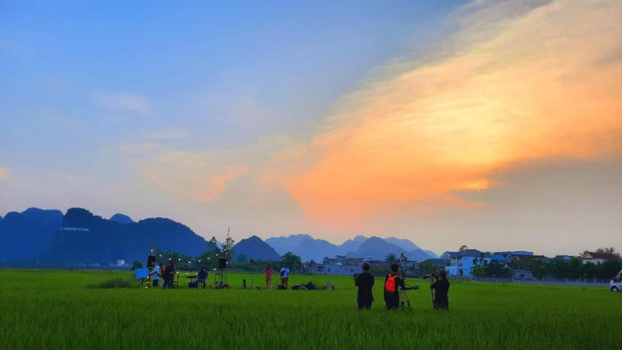 Jungle Boss Travel Lodge Phong Nha Buitenkant foto
