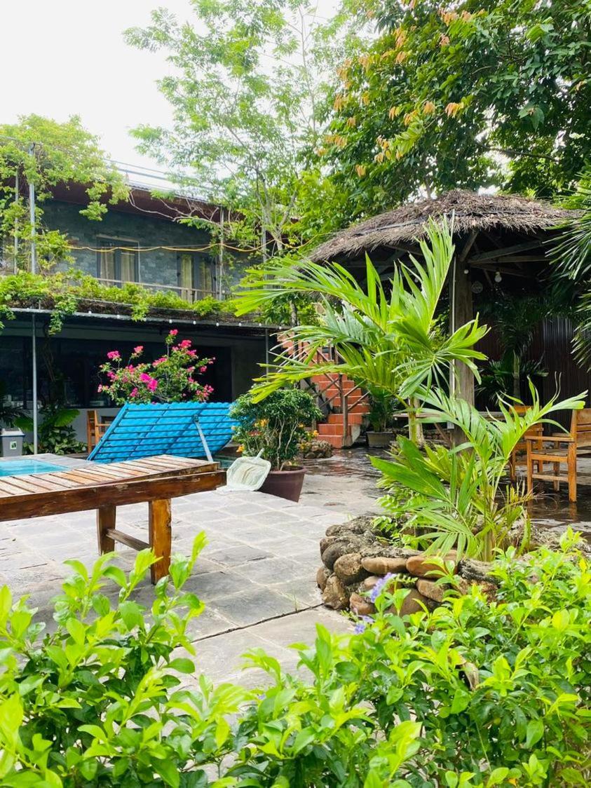 Jungle Boss Travel Lodge Phong Nha Buitenkant foto
