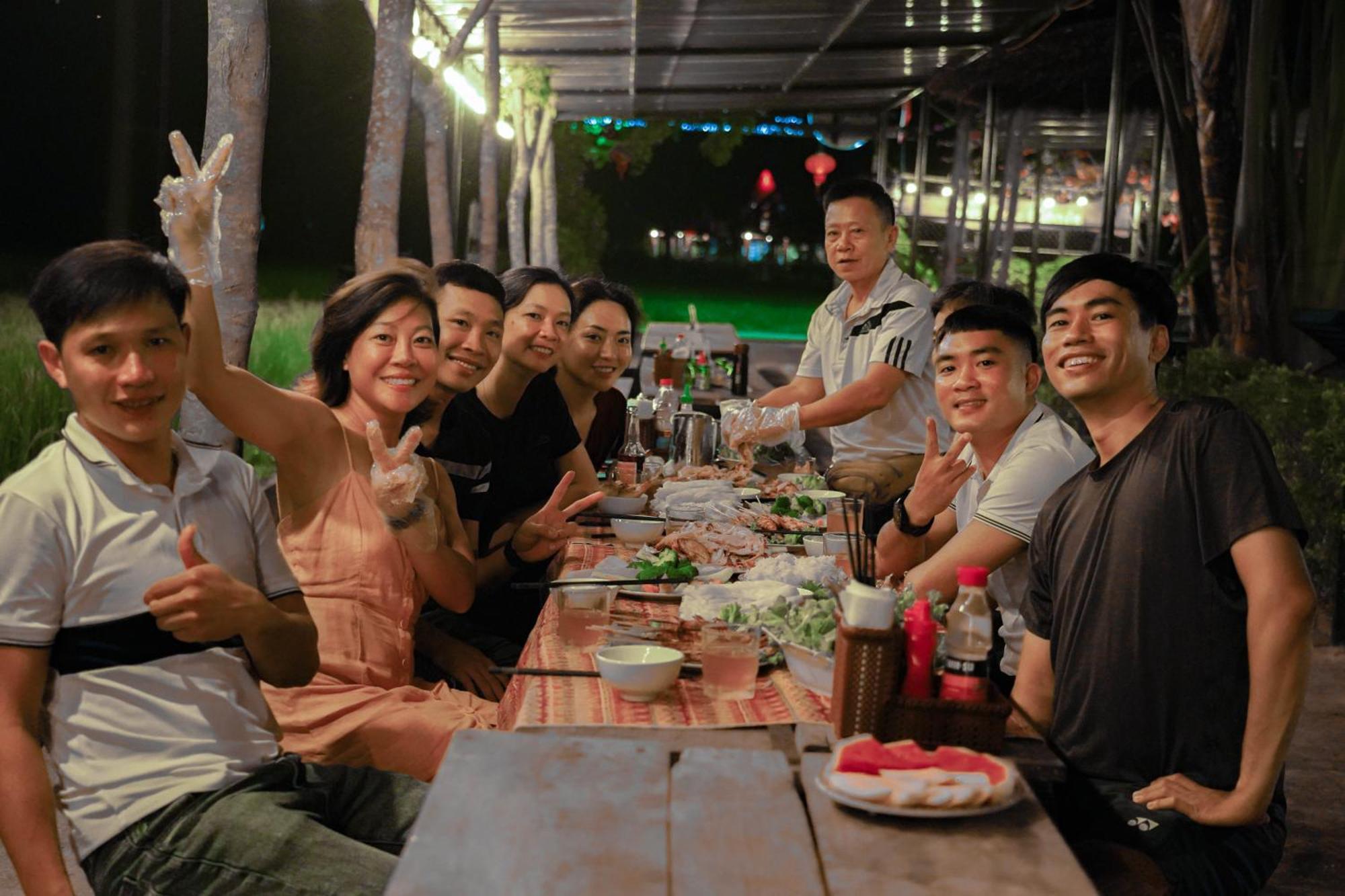 Jungle Boss Travel Lodge Phong Nha Buitenkant foto