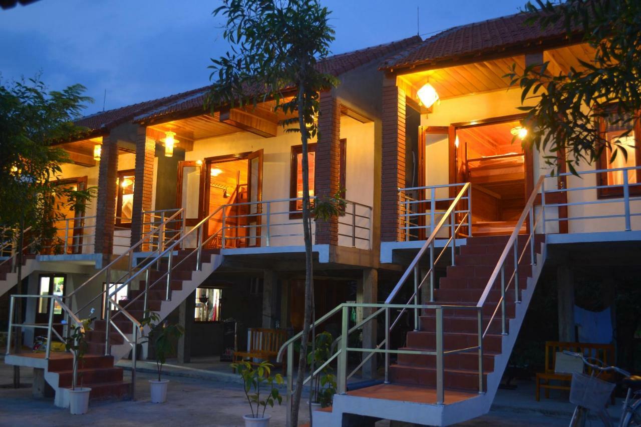 Jungle Boss Travel Lodge Phong Nha Buitenkant foto